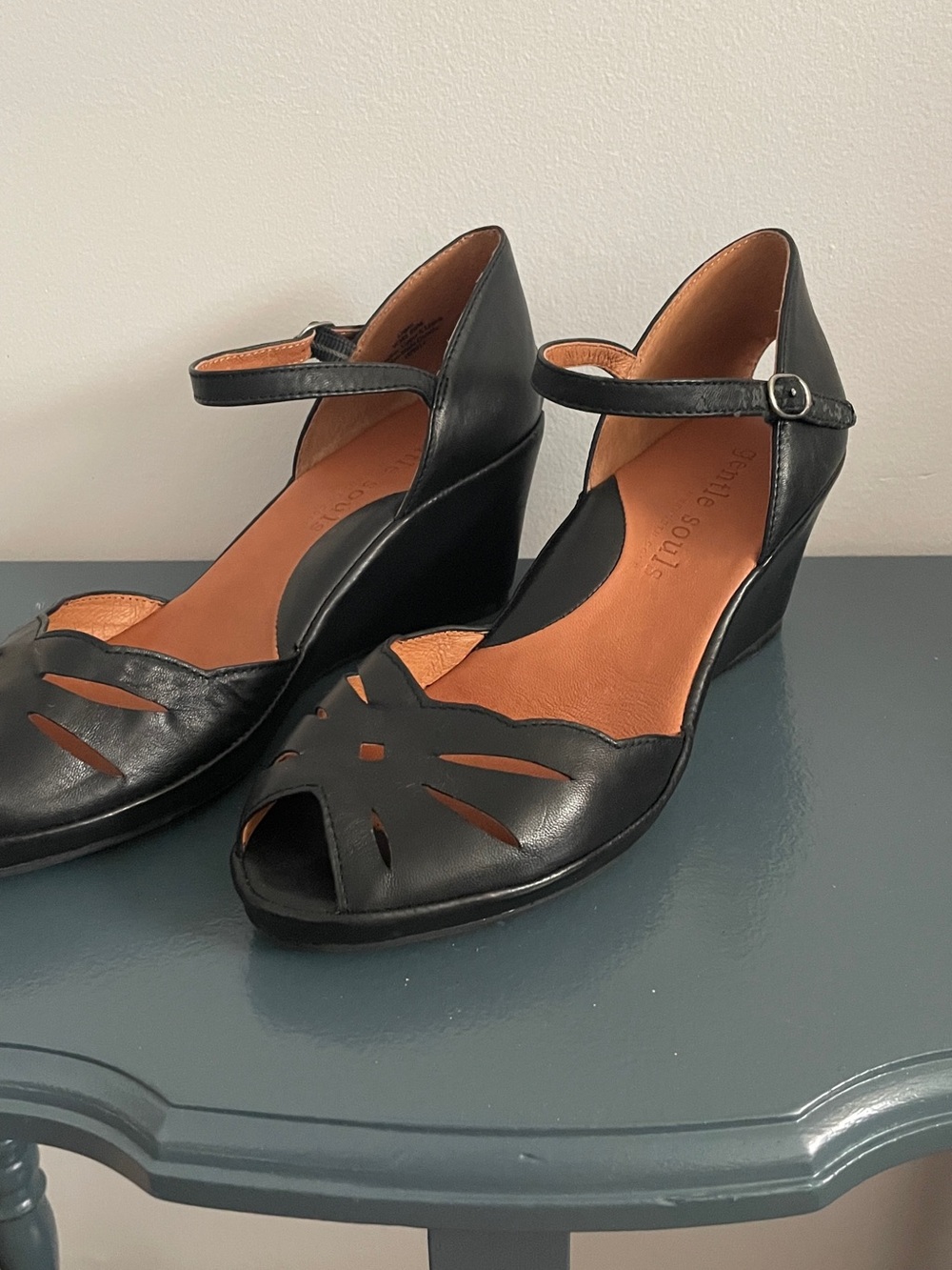 Kenneth Cole Black Cutout Peep-Toe Mary Jane Sandals